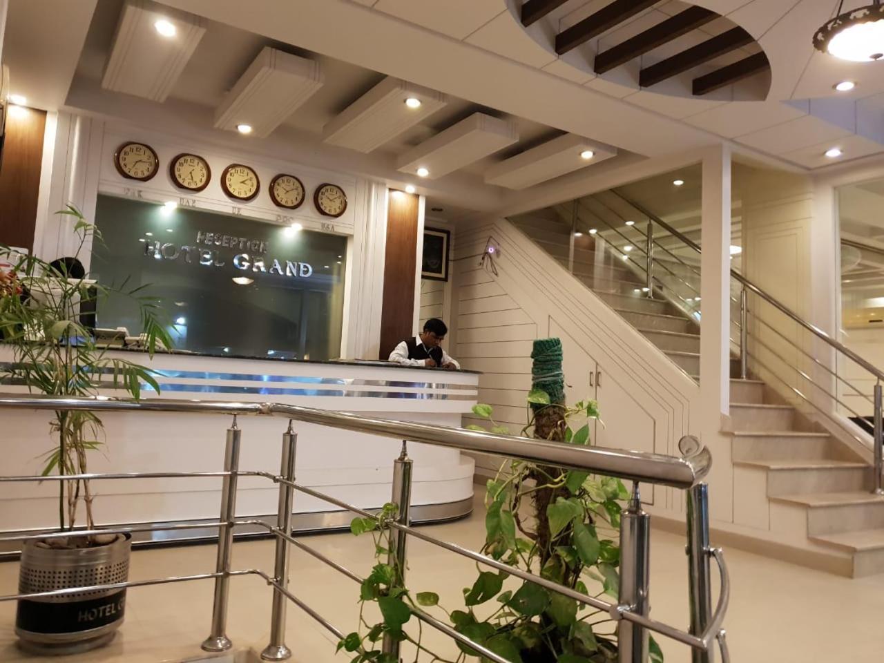 Hotel Grand Faisalabad Exterior photo